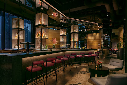 Bar Moxy