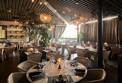 Hyde Sunset Kitchen + Cocktails