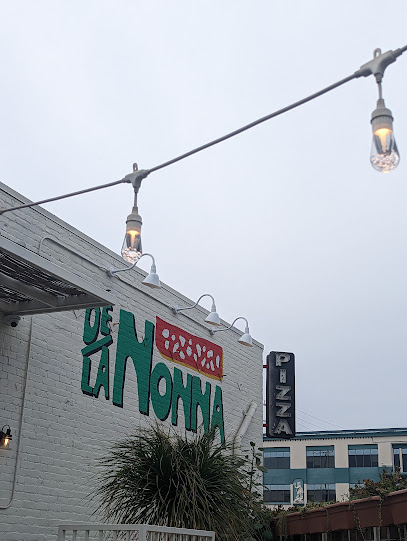 De La Nonna, Los Ángeles
