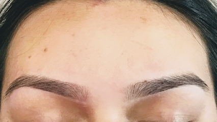Roopa's Brow Lounge