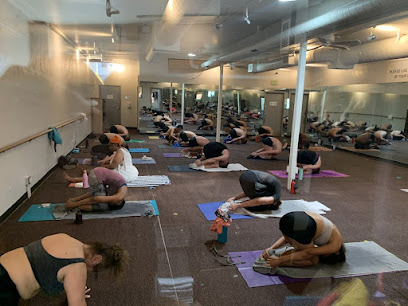 Fire hot yoga Atwater Village, Los Ángeles