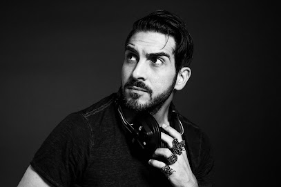 Los Angeles DJ Sam House
