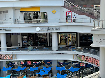 Sunglass Hut