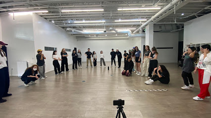 Debut Dance District