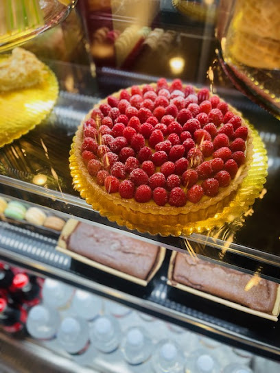 LA CREPE (crepes,desserts,matcha drinks and Ice cream)